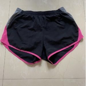 Sport shorts black, size S